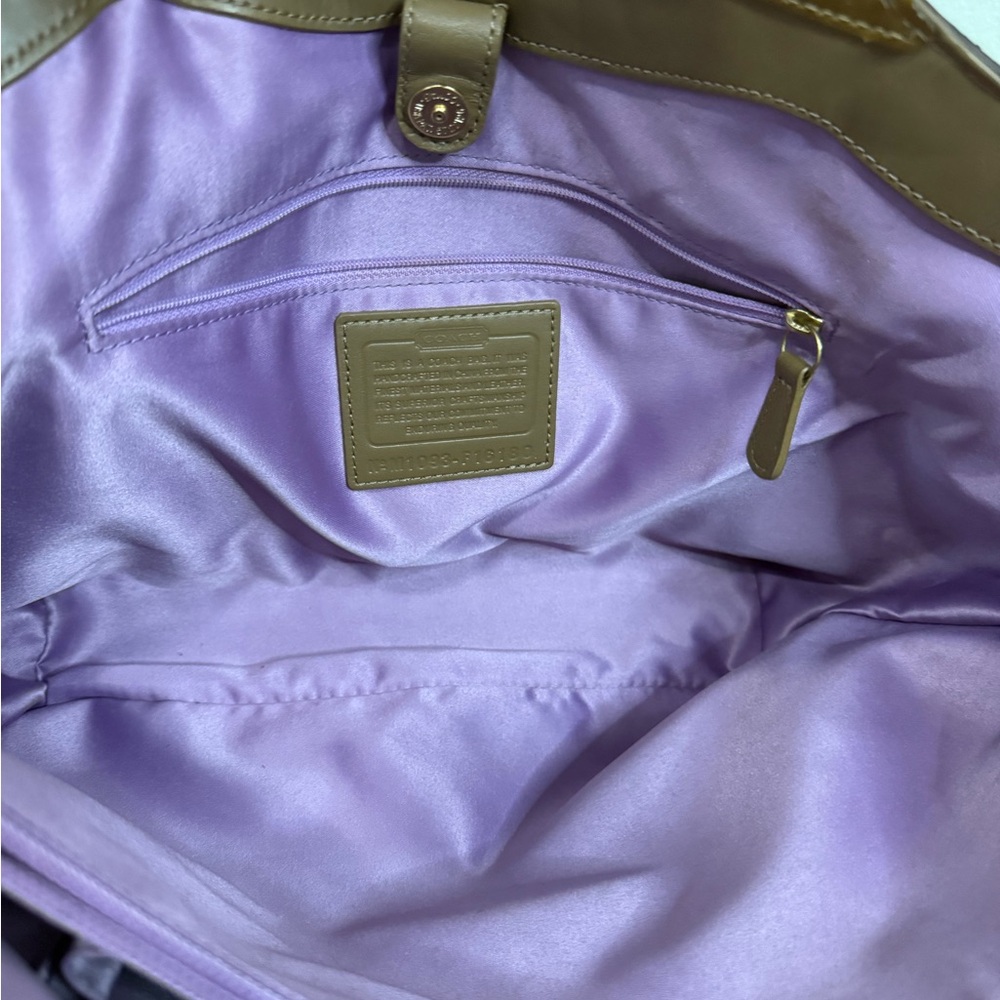 Coach “Carly” patchwork Metallic Gold and Silver Circle Tote bag - Picture 12 of 15